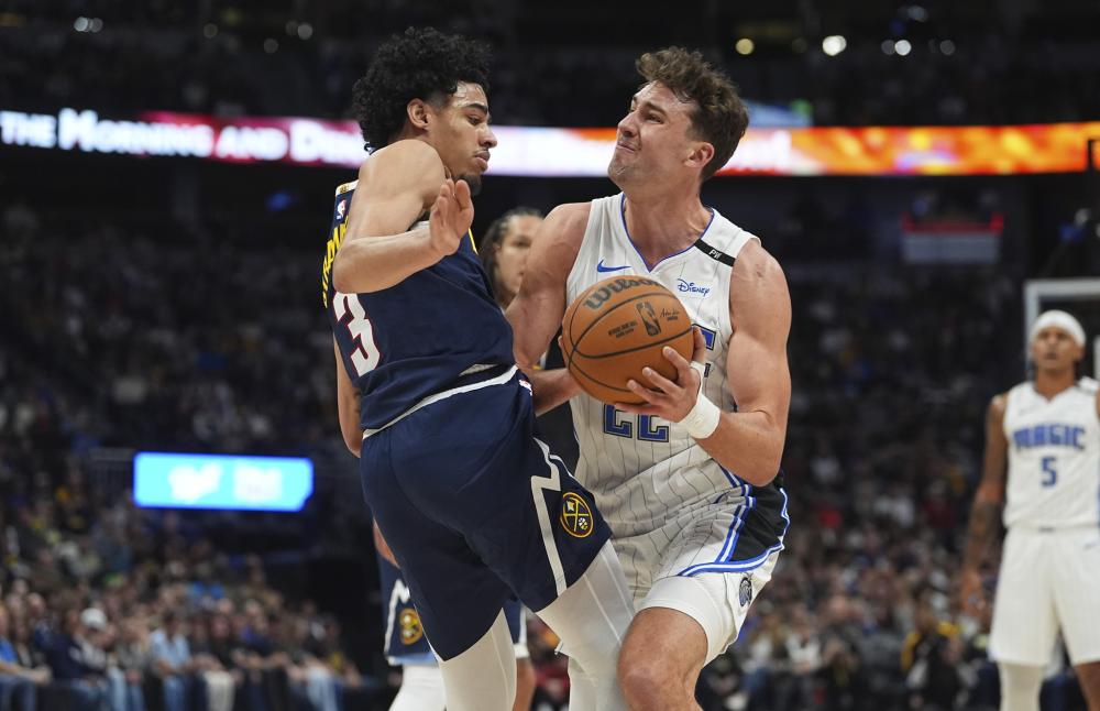 一个冲动举 一个冲动举