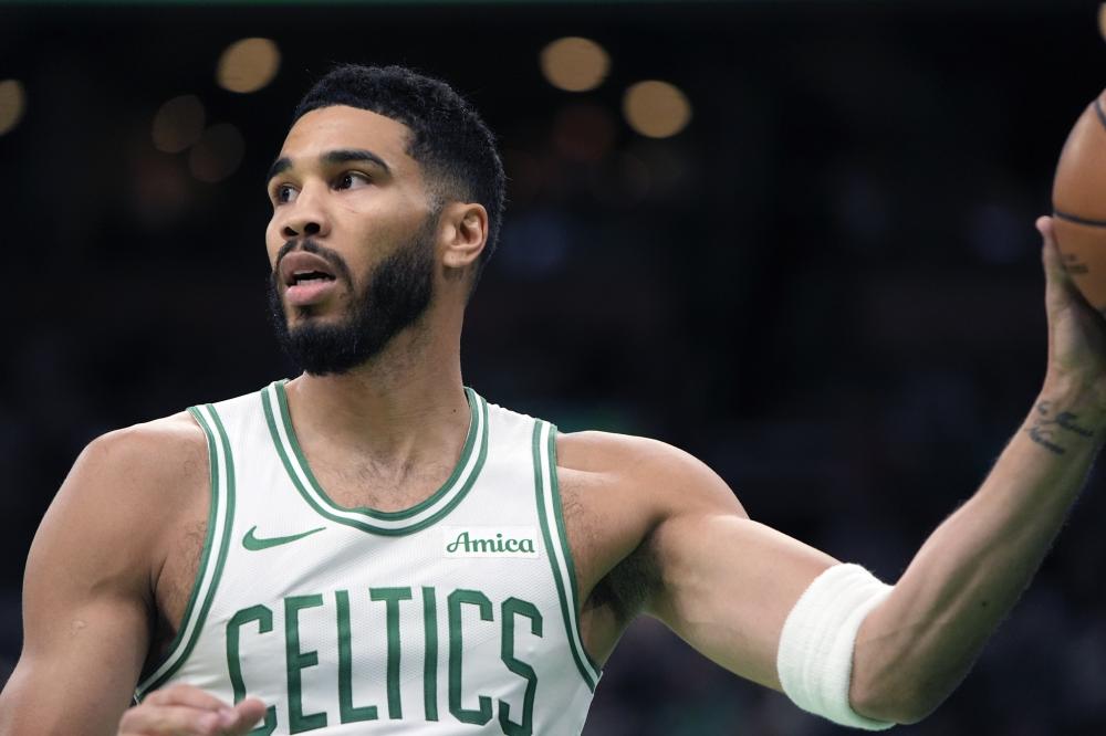 场比赛中逐 场比赛中逐