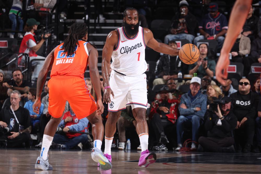 [冠军欧洲]观察家：孙葆洁解析争议判罚.