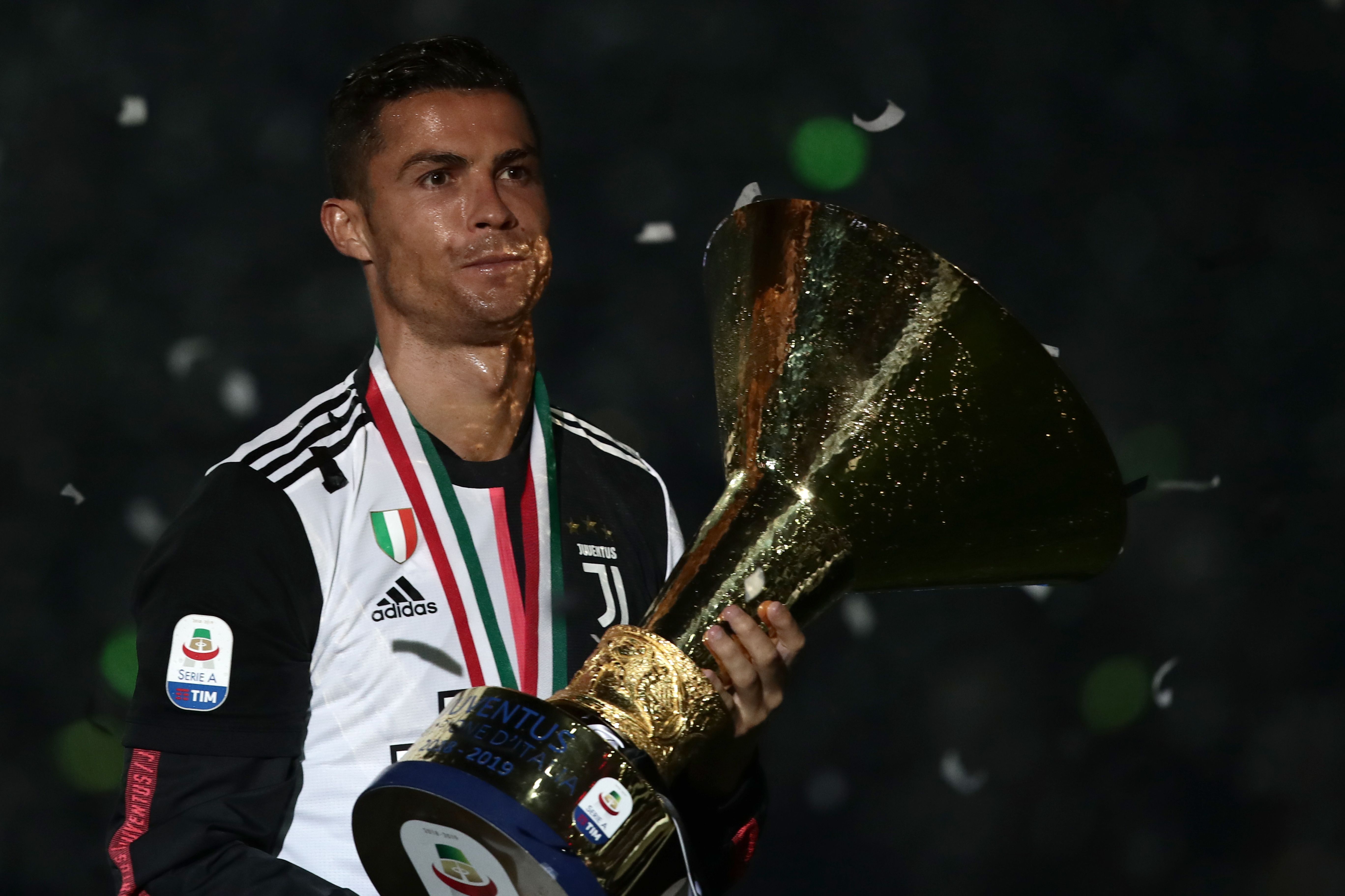 无不显示出 无不显示出