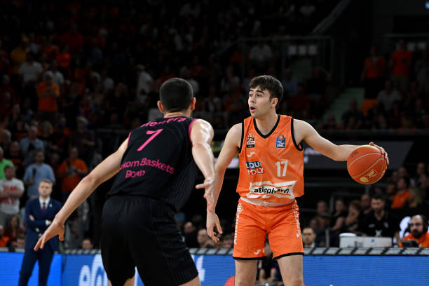 积极交流的 积极交流的